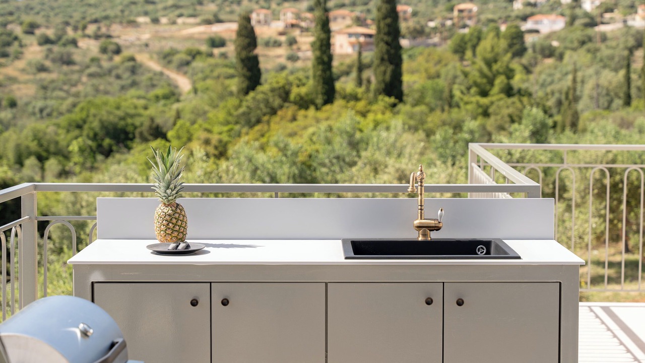 Photo of Outdoor in Karavados