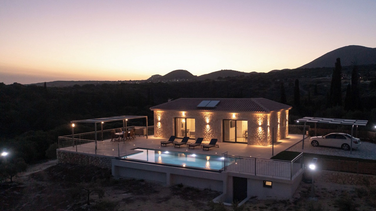Photo of Outdoor in Karavados