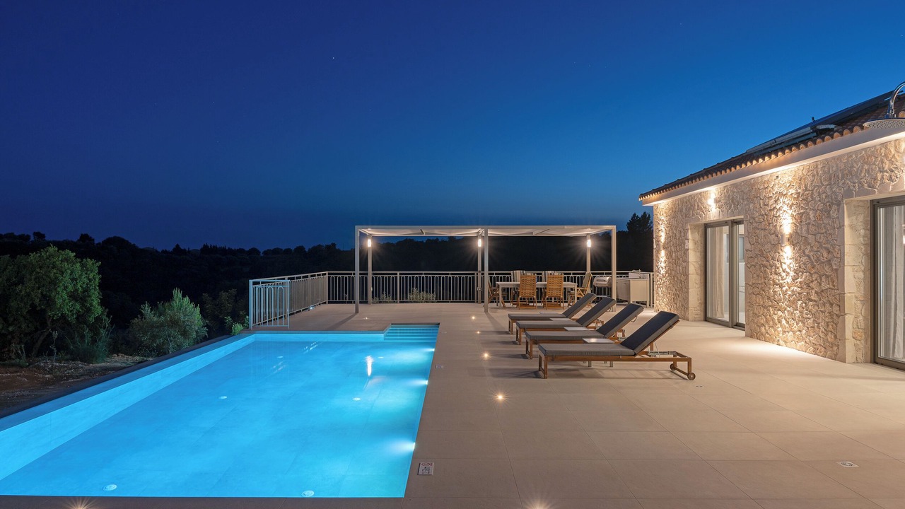 Photo of Outdoor in Karavados