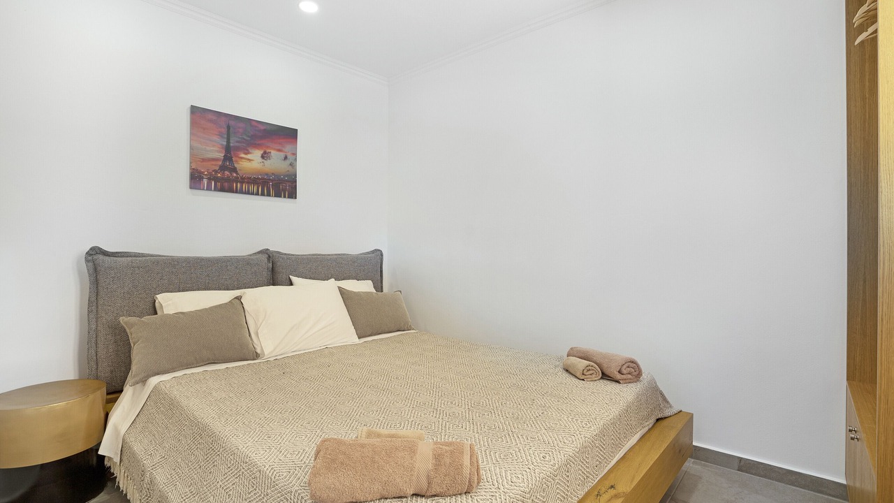 Photo of Bedroom in Kardhakata