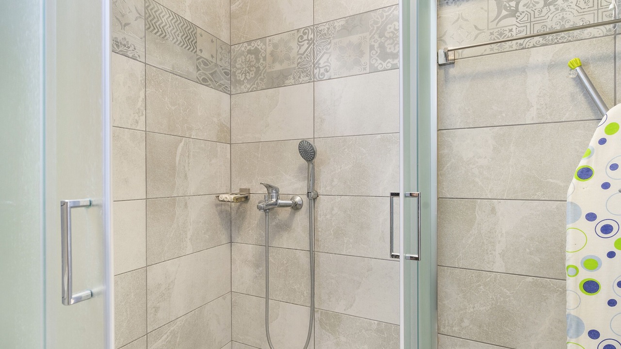 Photo of Bathroom in Kardhakata