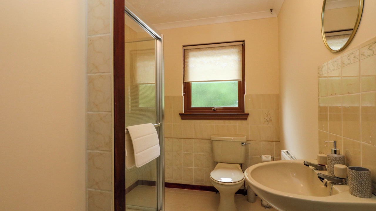 Photo of Bathroom in Roybridge