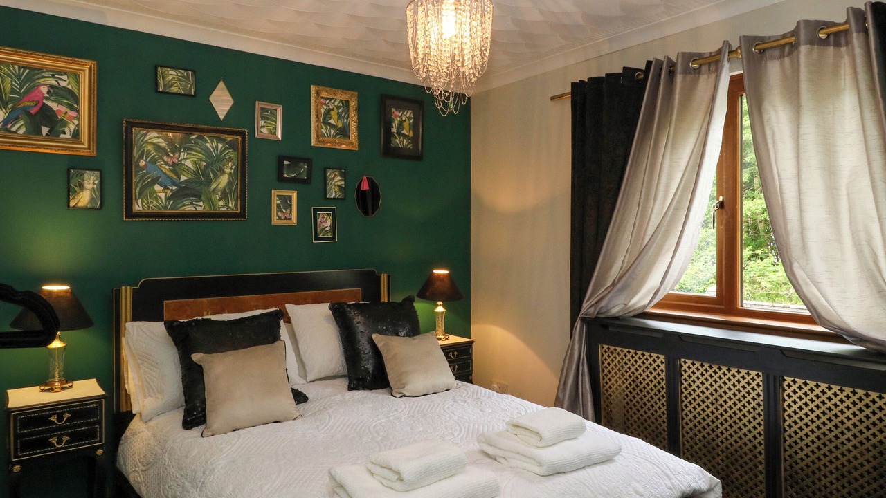 Photo of Bedroom in Roybridge