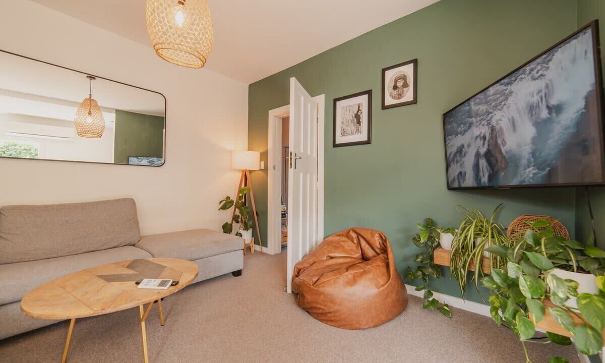 Photo of Livingroom in Somerfield