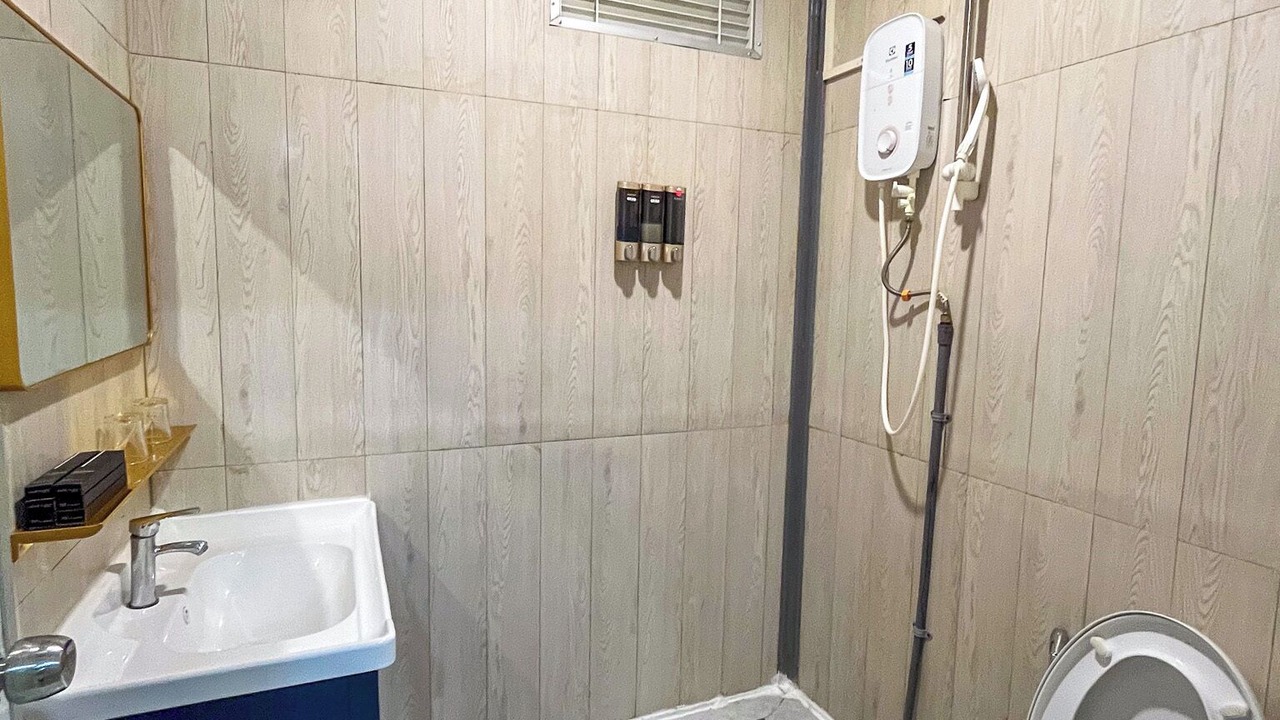 Photo of Bathroom in Titiwangsa