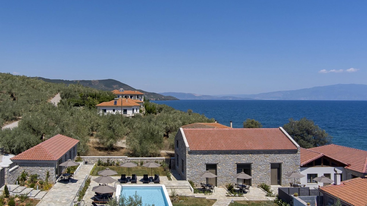 Photo of Outdoor in Sourpi