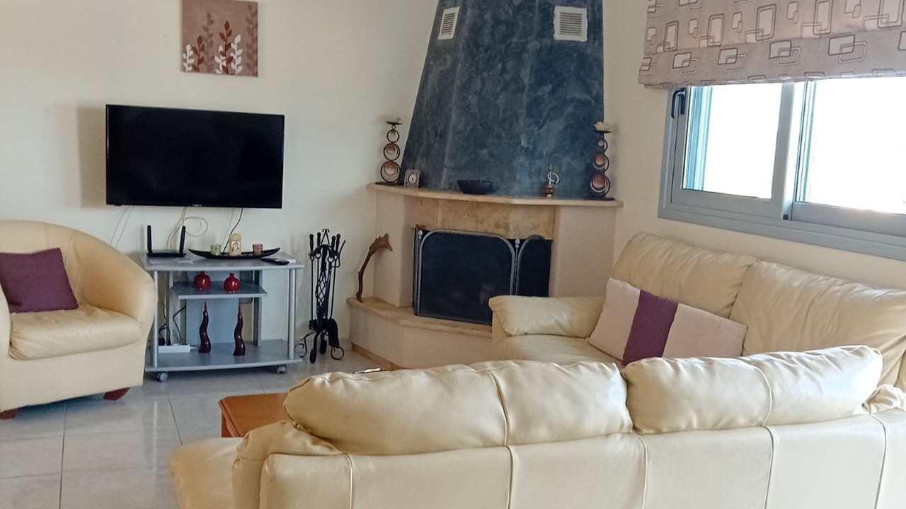Photo of Livingroom in Monolithos
