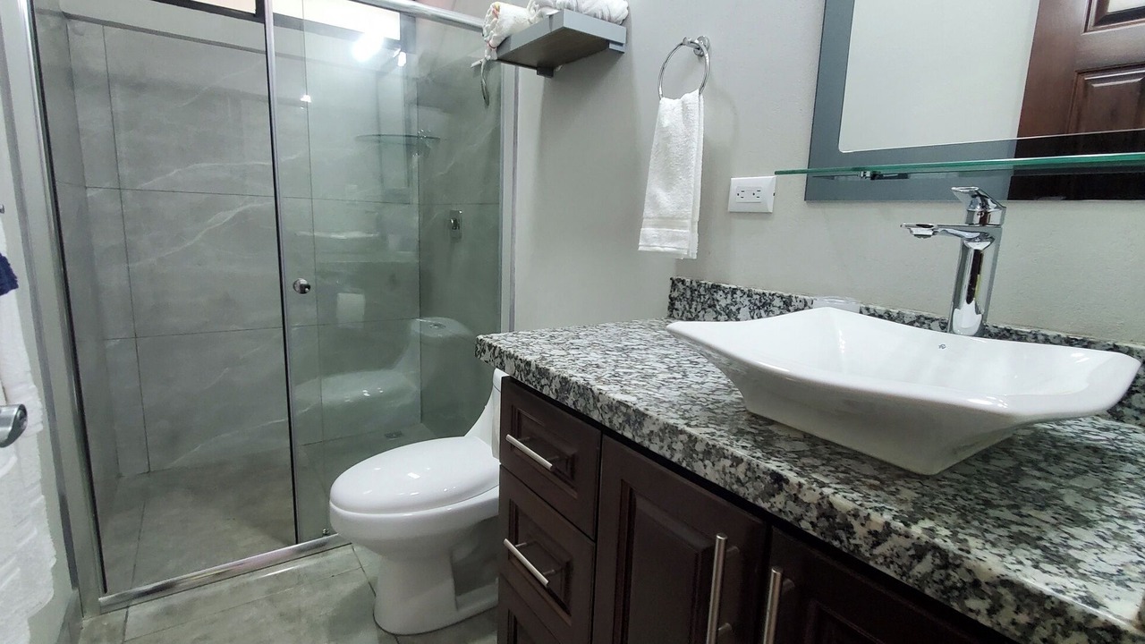Photo of Bathroom in Garabito