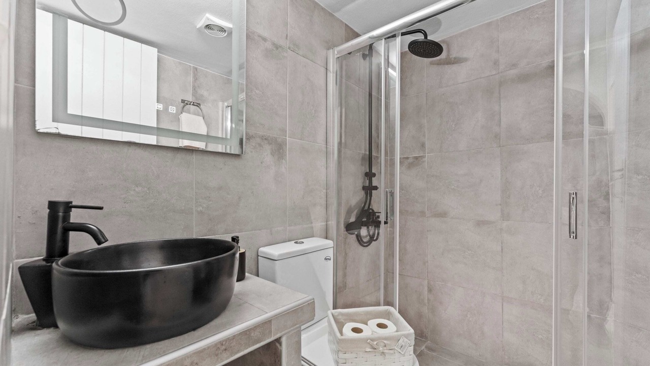 Photo of Bathroom in Kokkini Chani