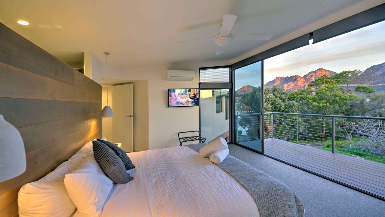 Photo of Bedroom in Coles Bay