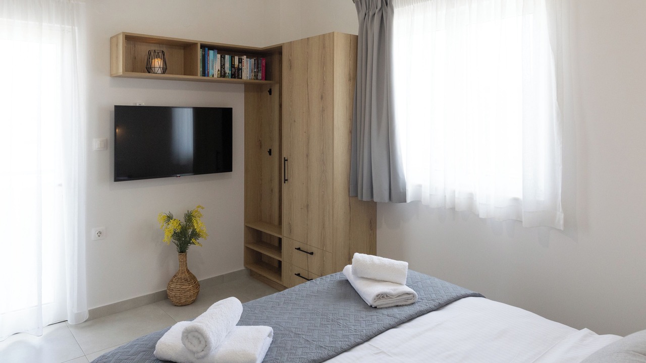Photo of Bedroom in Malia