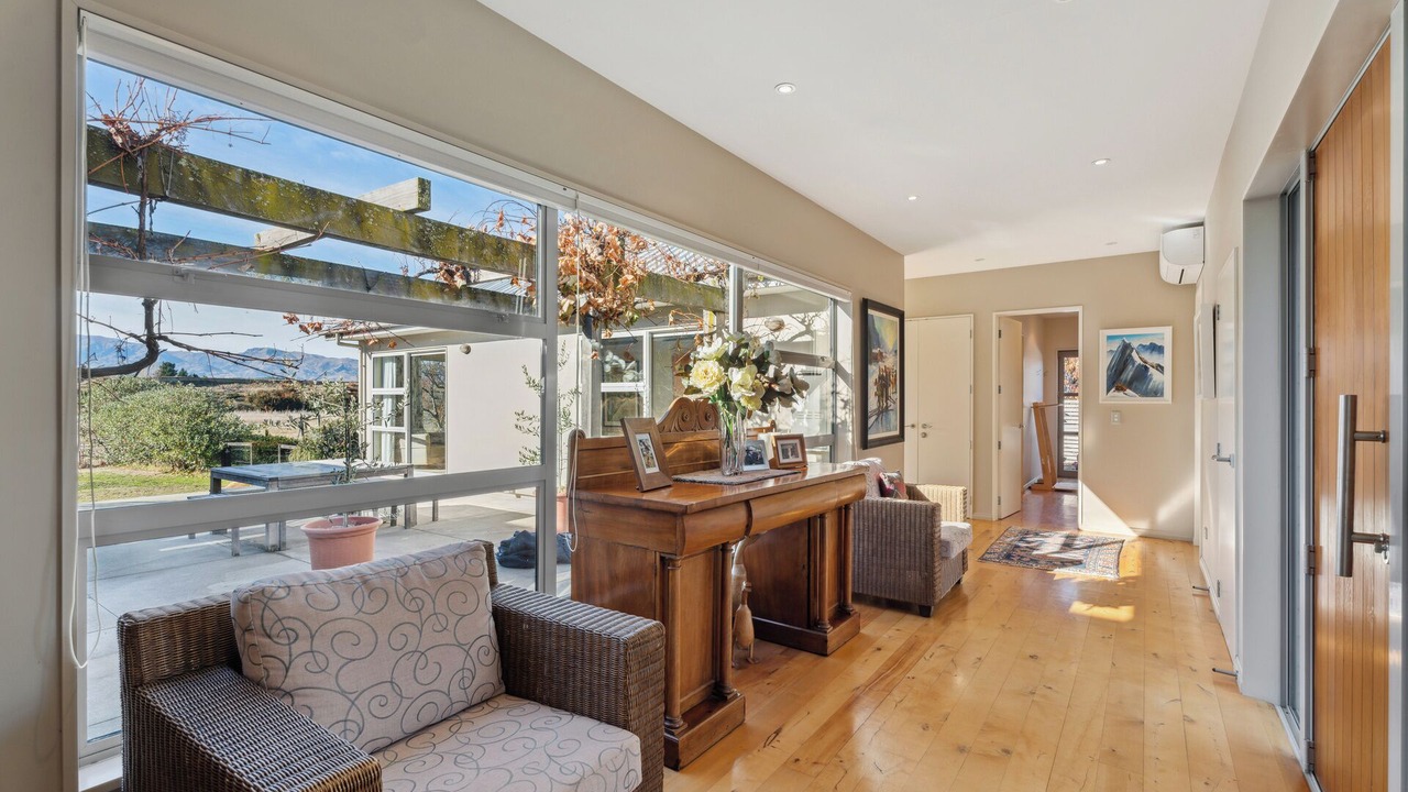 Photo of Others in Albert Town