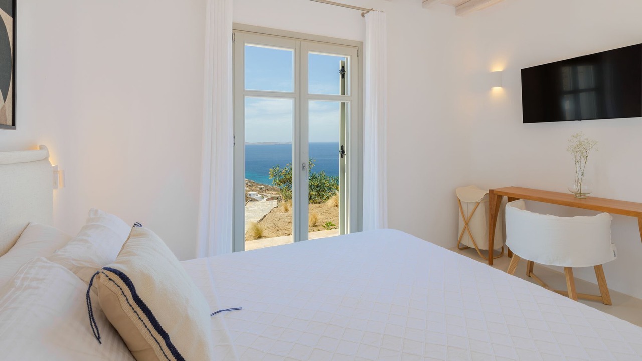 Photo of Bedroom in Houlakia