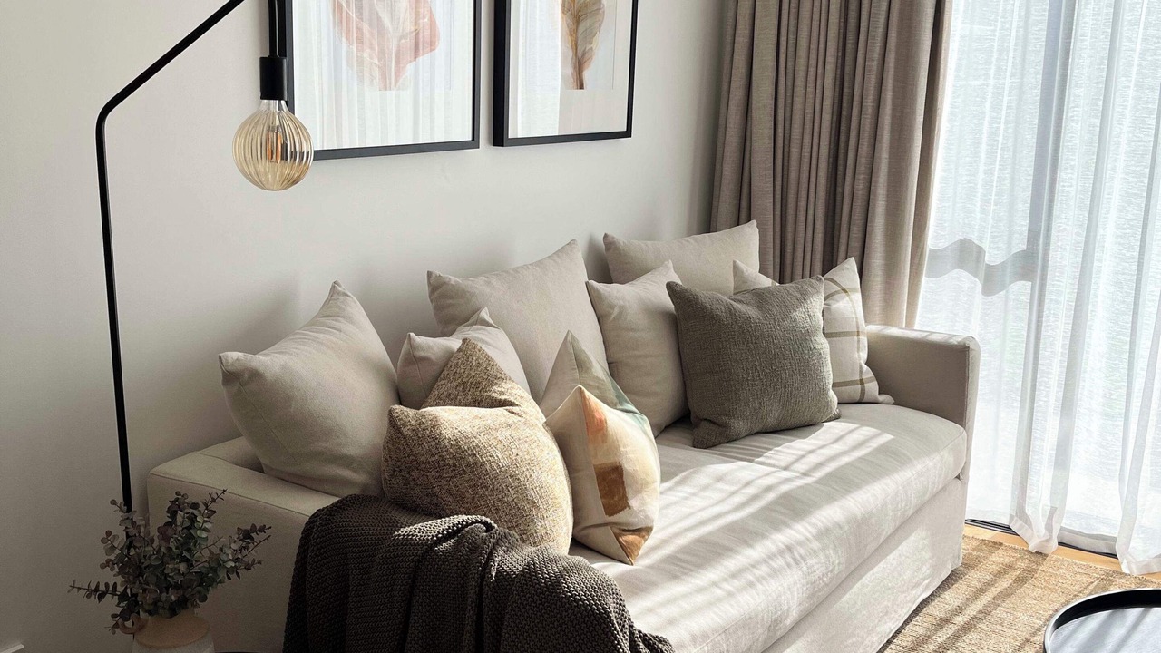 Photo of Livingroom in Albert Town