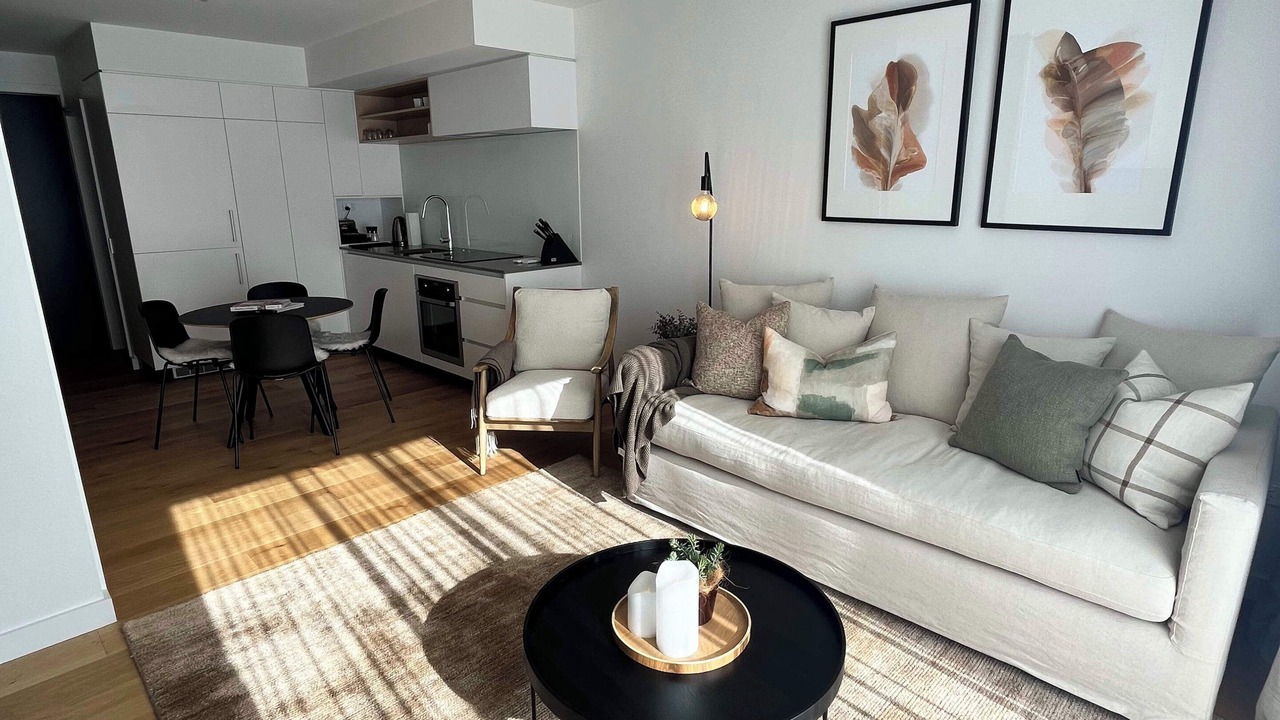 Photo of Livingroom in Albert Town