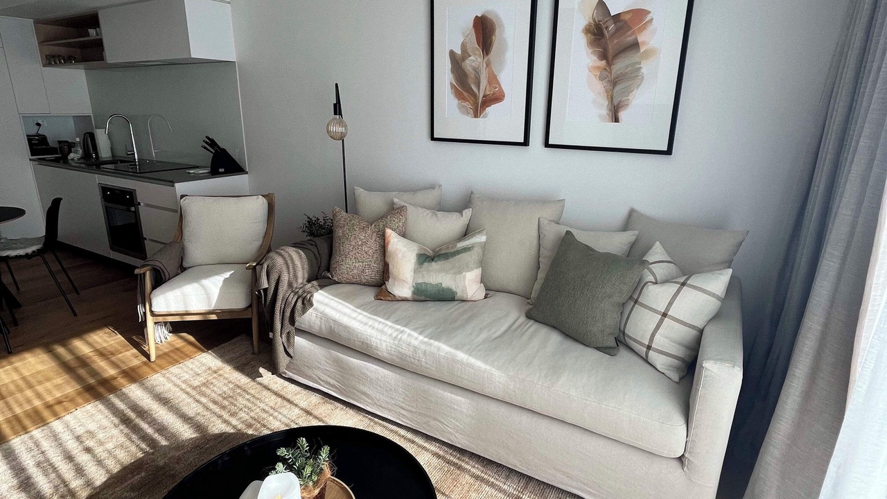 Photo of Livingroom in Albert Town