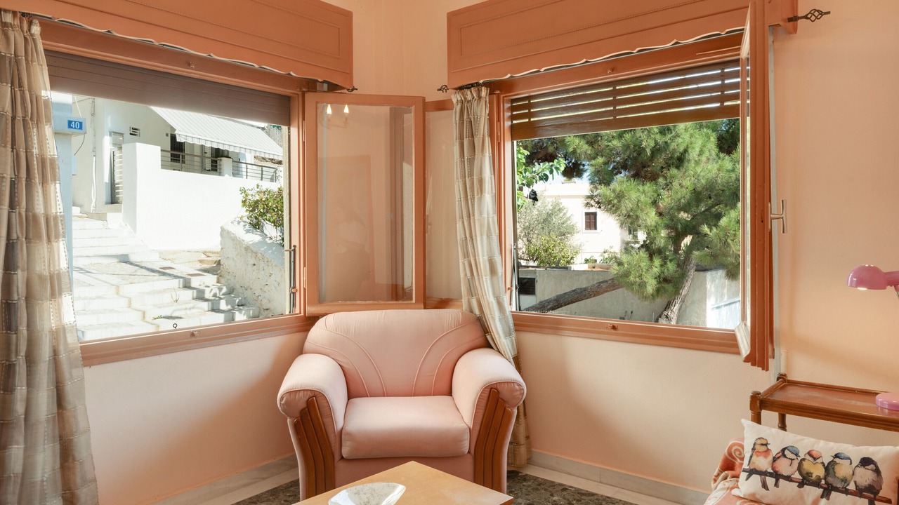 Photo of Livingroom in Ermoupoli
