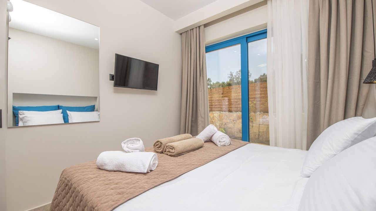 Photo of Bedroom in Alonia