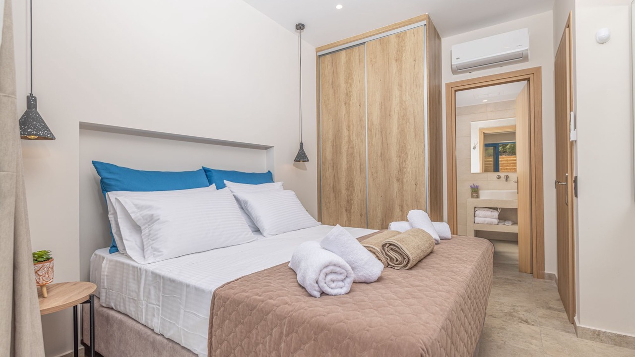 Photo of Bedroom in Alonia