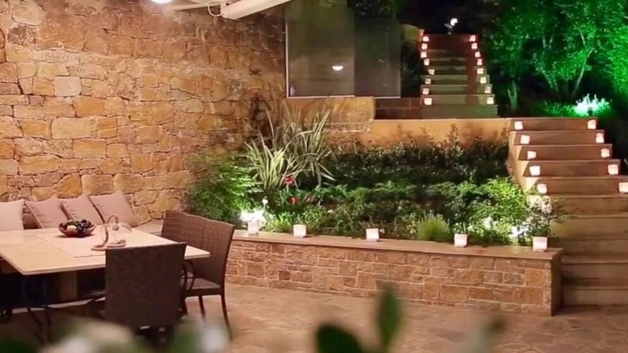 Photo of Outdoor in Sane