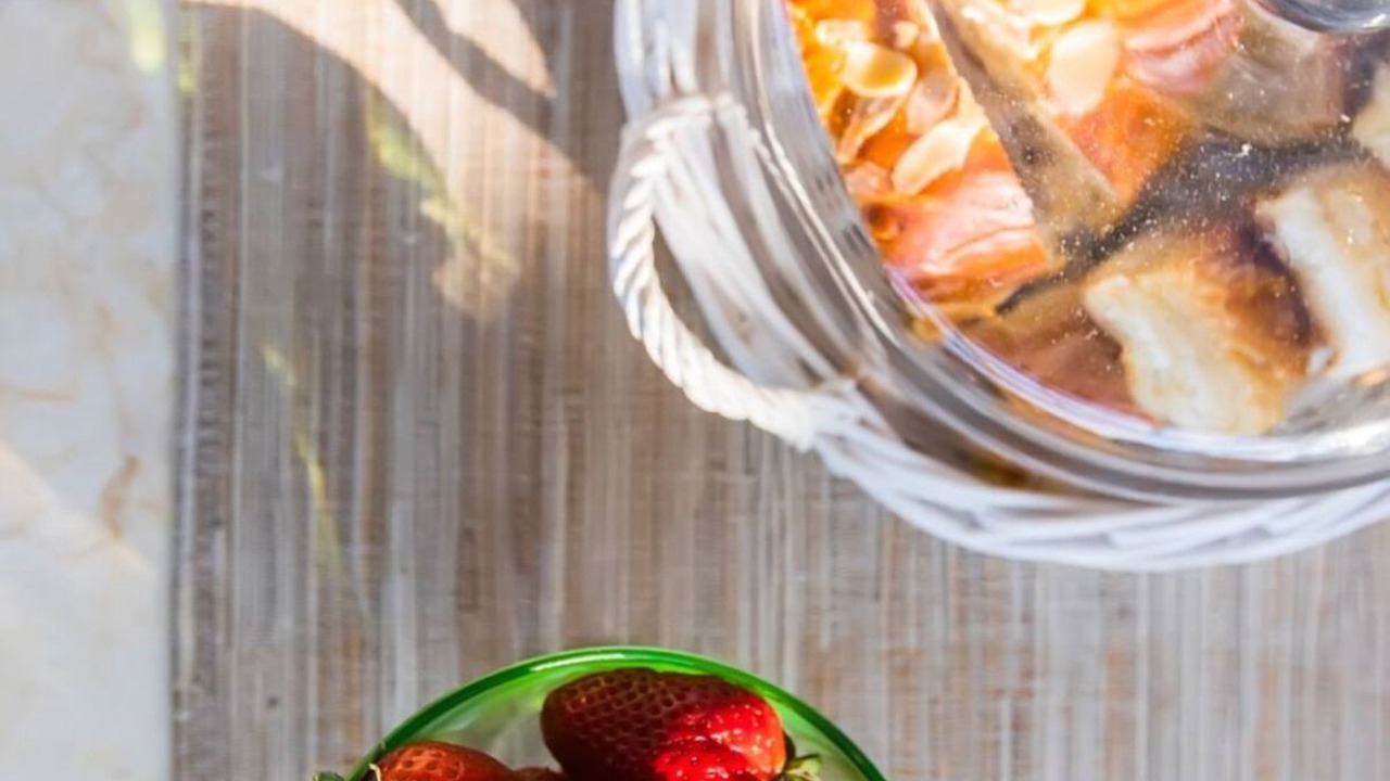 Photo of Others in Sane