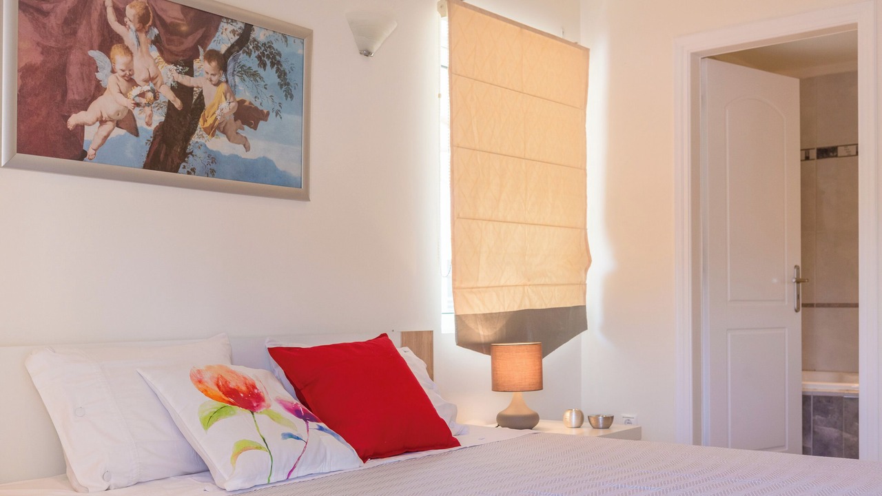 Photo of Bedroom in Marathon