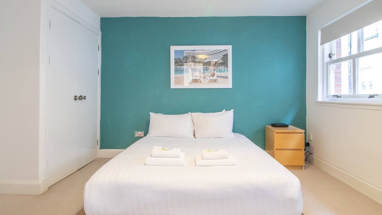 Photo of Bedroom in Kelvinbridge