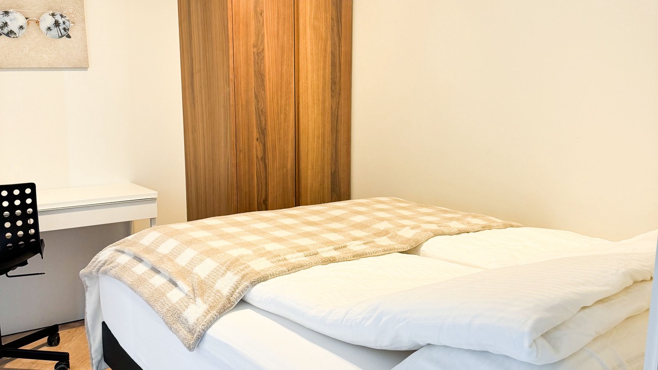 Photo of Bedroom in Laekir
