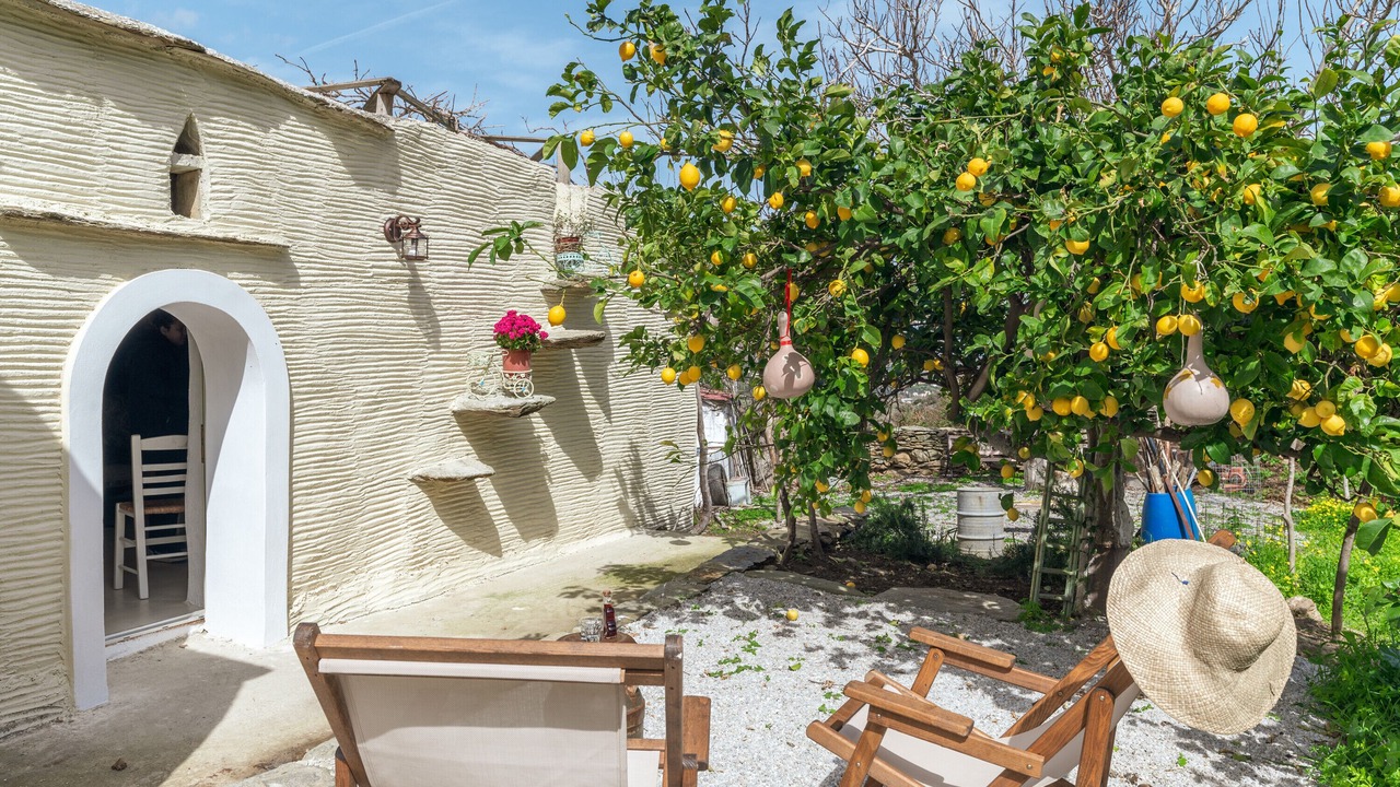 Photo of Patio Balcony in Andros Town