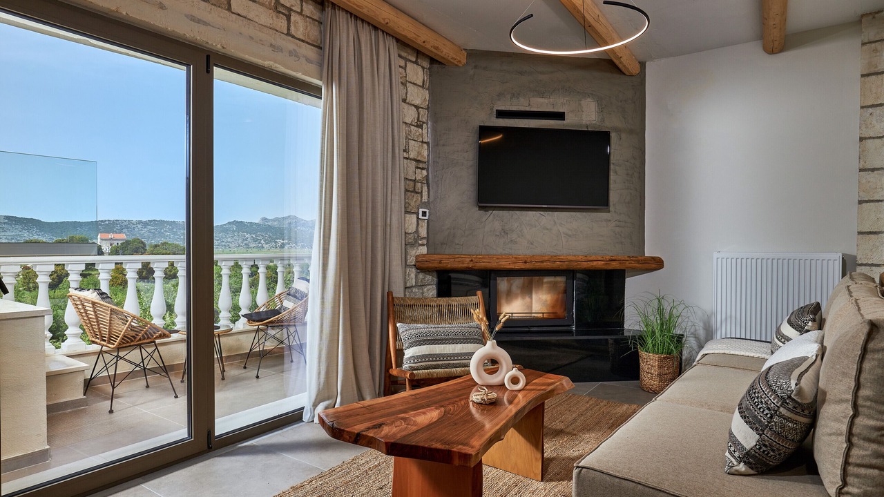 Photo of Livingroom in Plati