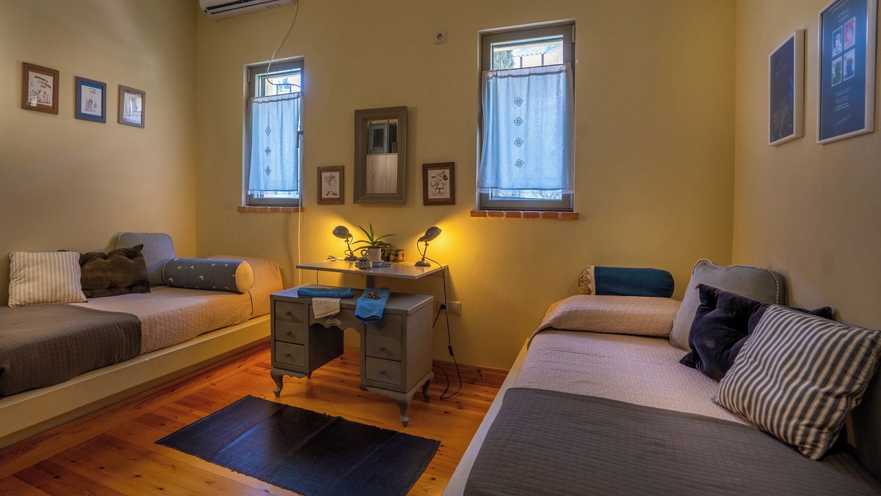 Photo of Bedroom in Aigialeia