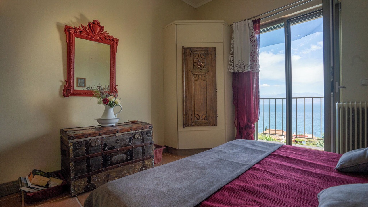 Photo of Bedroom in Aigialeia