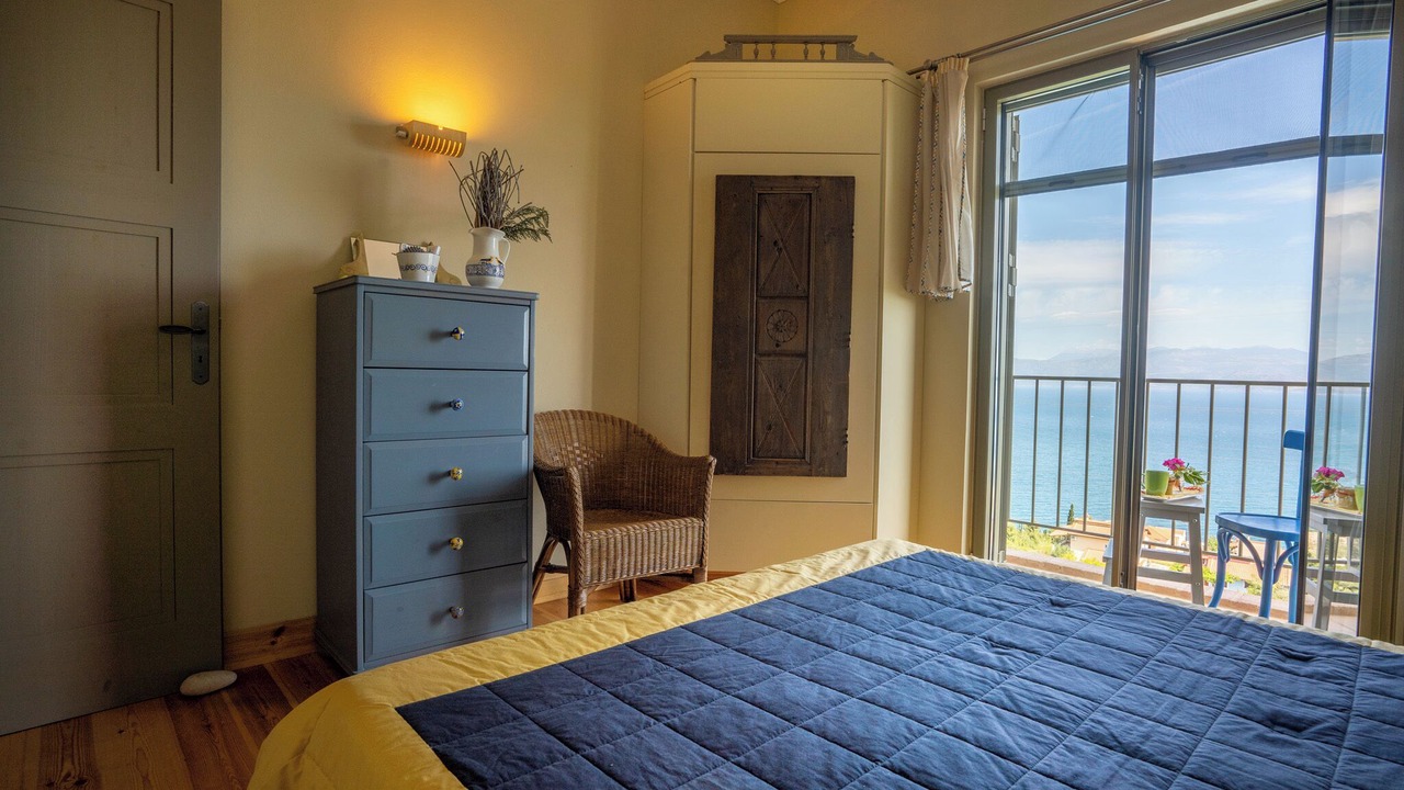 Photo of Bedroom in Aigialeia