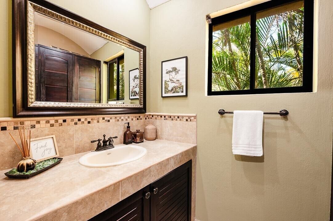Photo of Bathroom in Pacuare Reserve