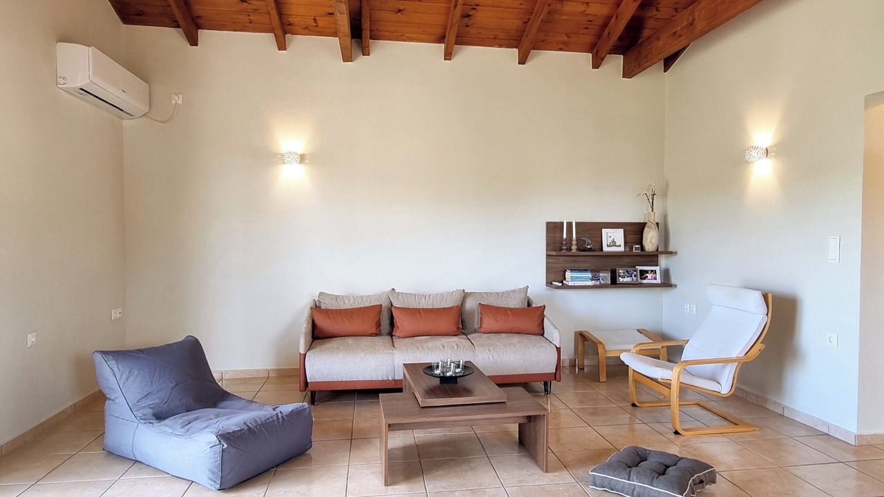 Photo of Livingroom in Lavreotiki