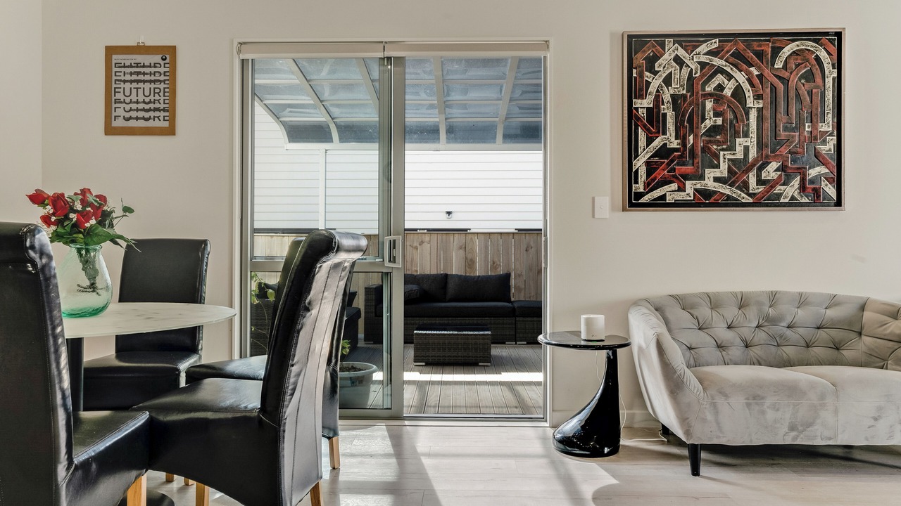 Photo of Livingroom in Flat Bush