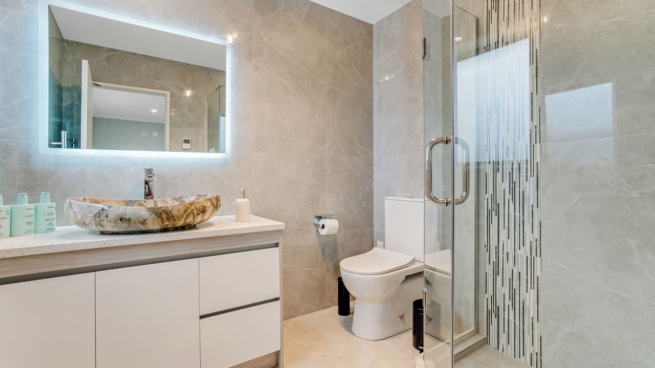 Photo of Bathroom in Flat Bush
