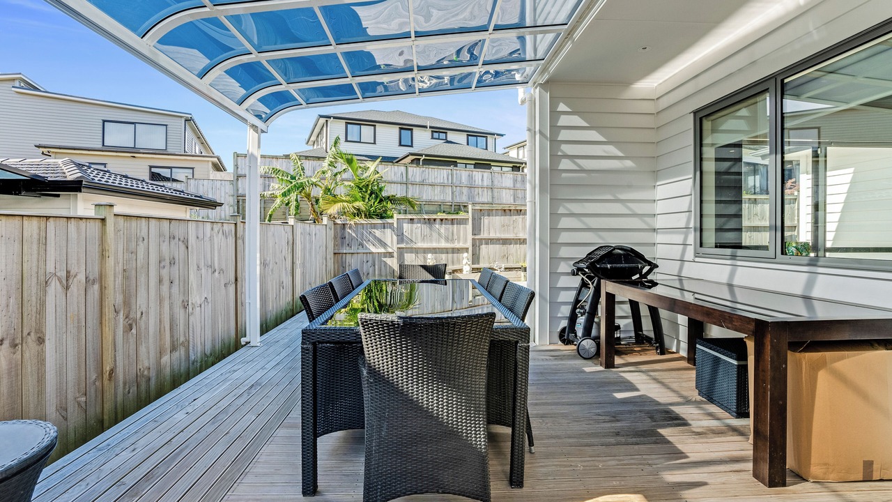 Photo of Outdoor in Flat Bush
