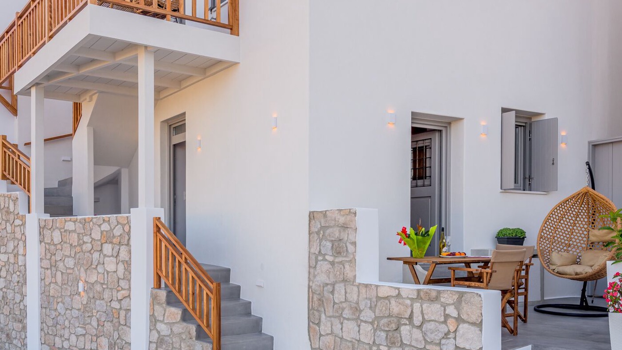 Photo of Outdoor in Adamas