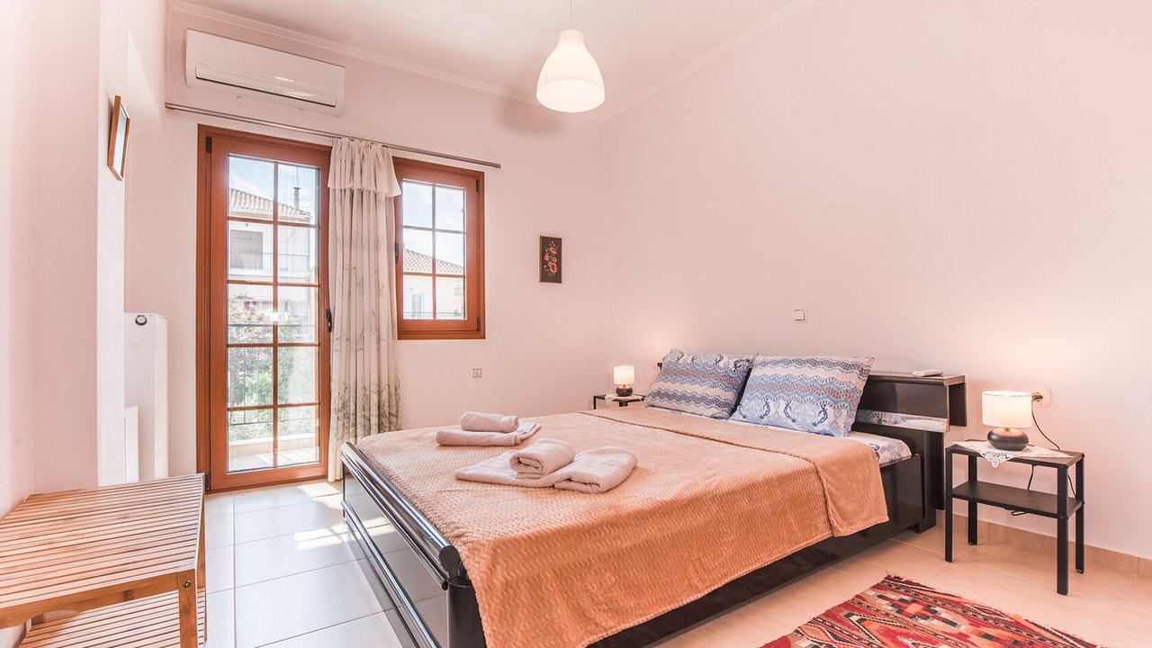 Photo of Bedroom in Anatoli