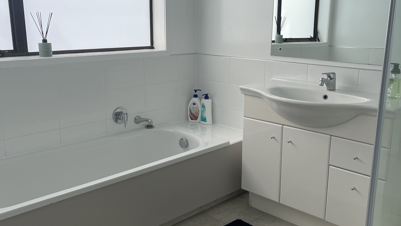 Photo of Bathroom in Huapai