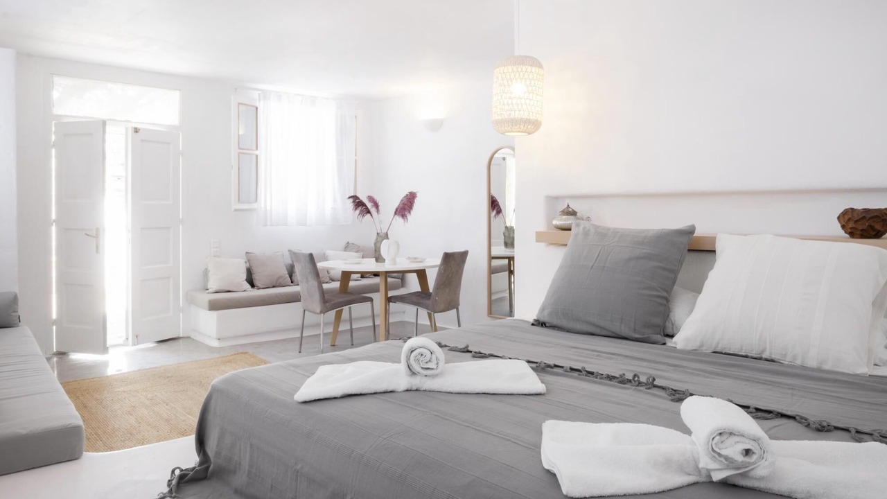Photo of Bedroom in Platis Gialos