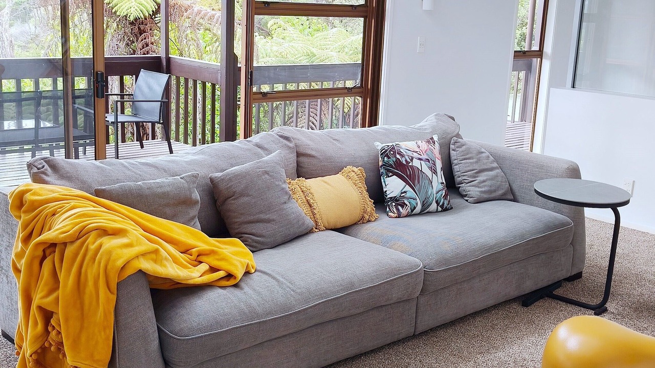 Photo of Livingroom in Glenfield