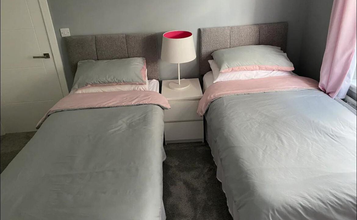 Photo of Bedroom in Duddingston