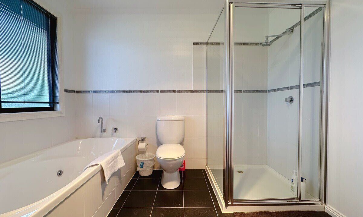 Photo of Bathroom in Old Beach