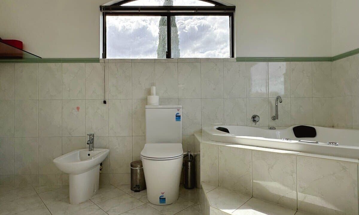 Photo of Bathroom in Old Beach