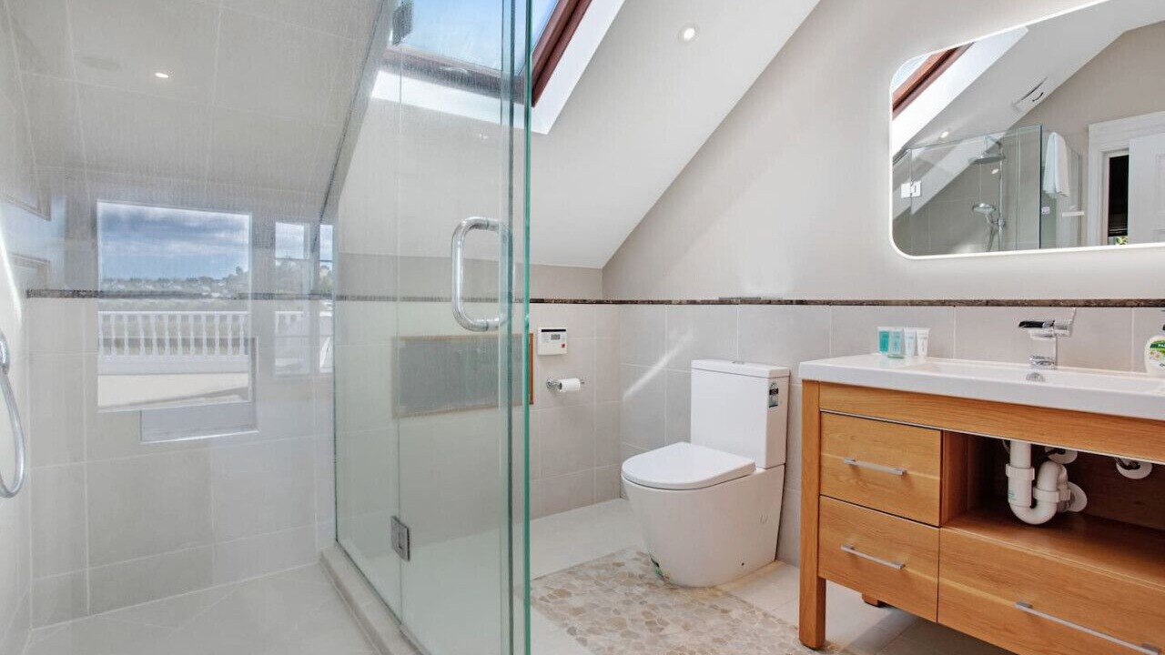 Photo of Bathroom in Greenlane