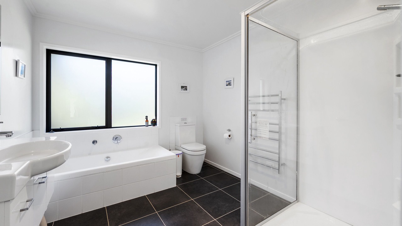 Photo of Bathroom in Tikitere