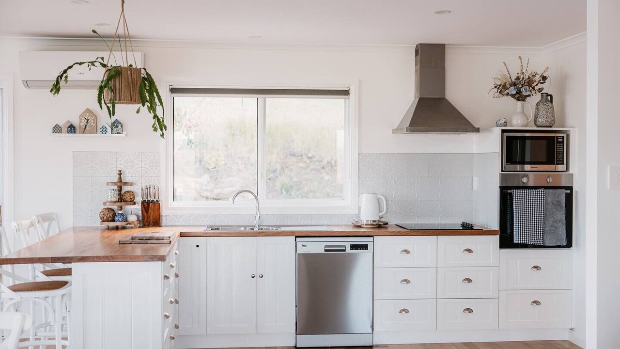 Photo of Kitchen in Karoola