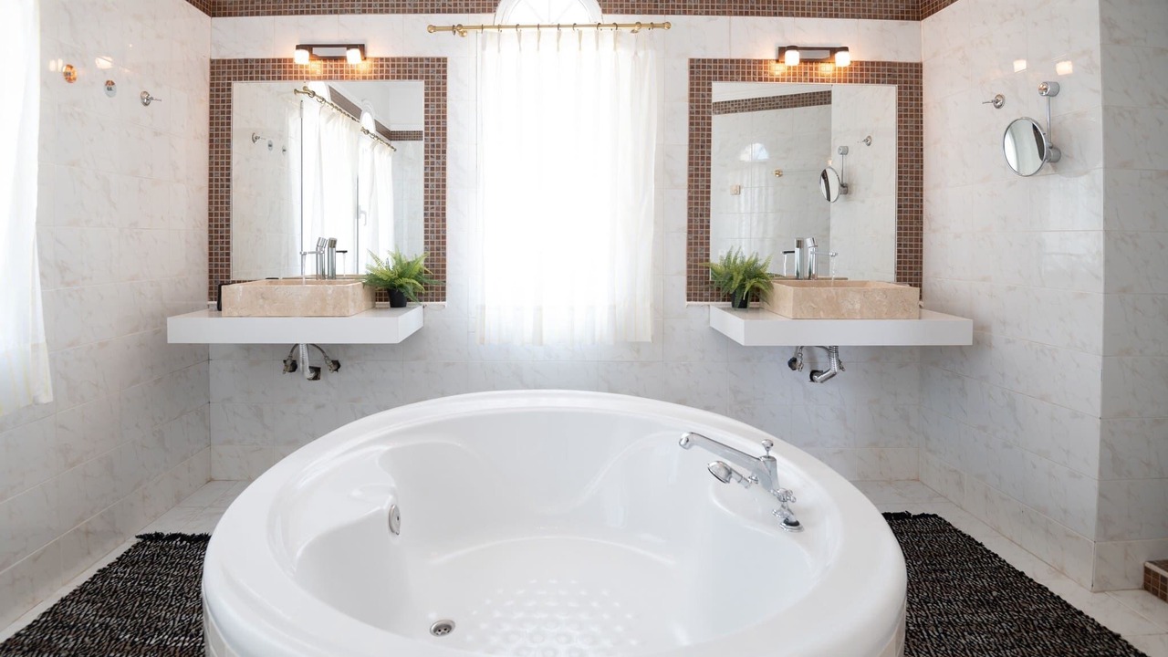 Photo of Bathroom in Kavros